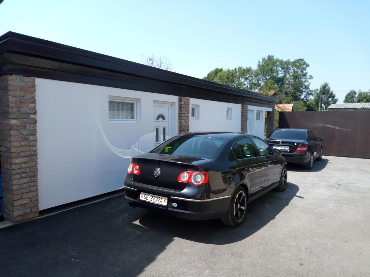 Albergue Pansion Laktaši Exterior foto